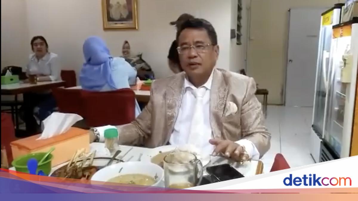 Roky's Goat Leg Soup: The Secret Flavor in Cilacap's Narrow Alley